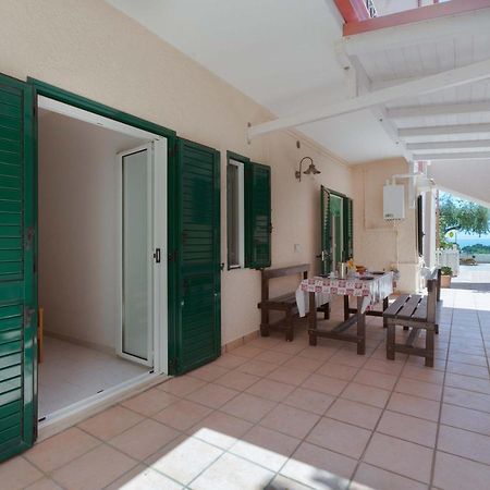 Apartament Il Bacio Del Sole By Barbarhouse Vieste Zewnętrze zdjęcie