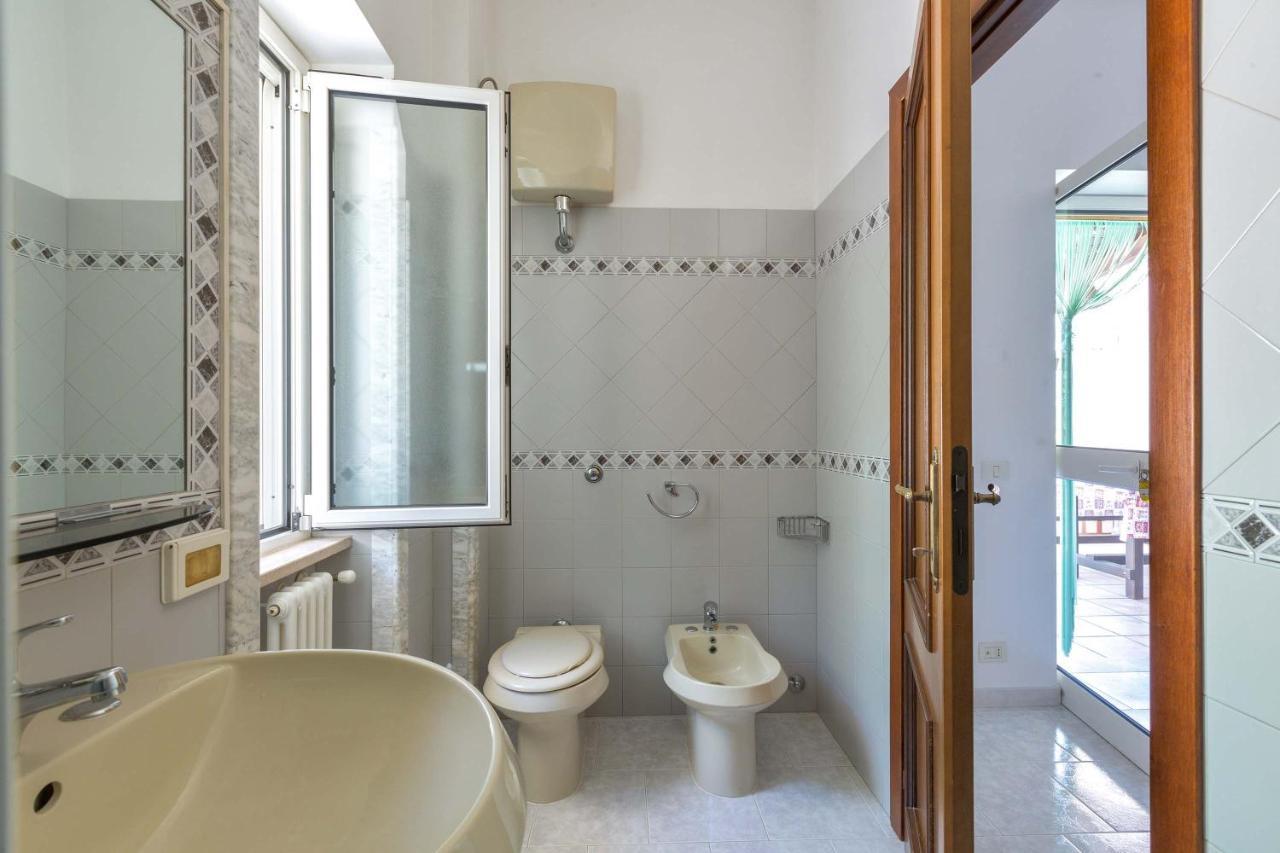 Apartament Il Bacio Del Sole By Barbarhouse Vieste Zewnętrze zdjęcie