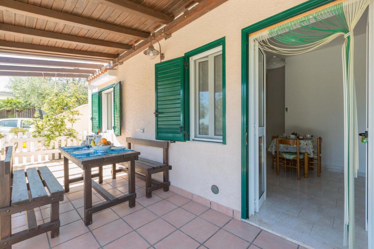 Apartament Il Bacio Del Sole By Barbarhouse Vieste Zewnętrze zdjęcie