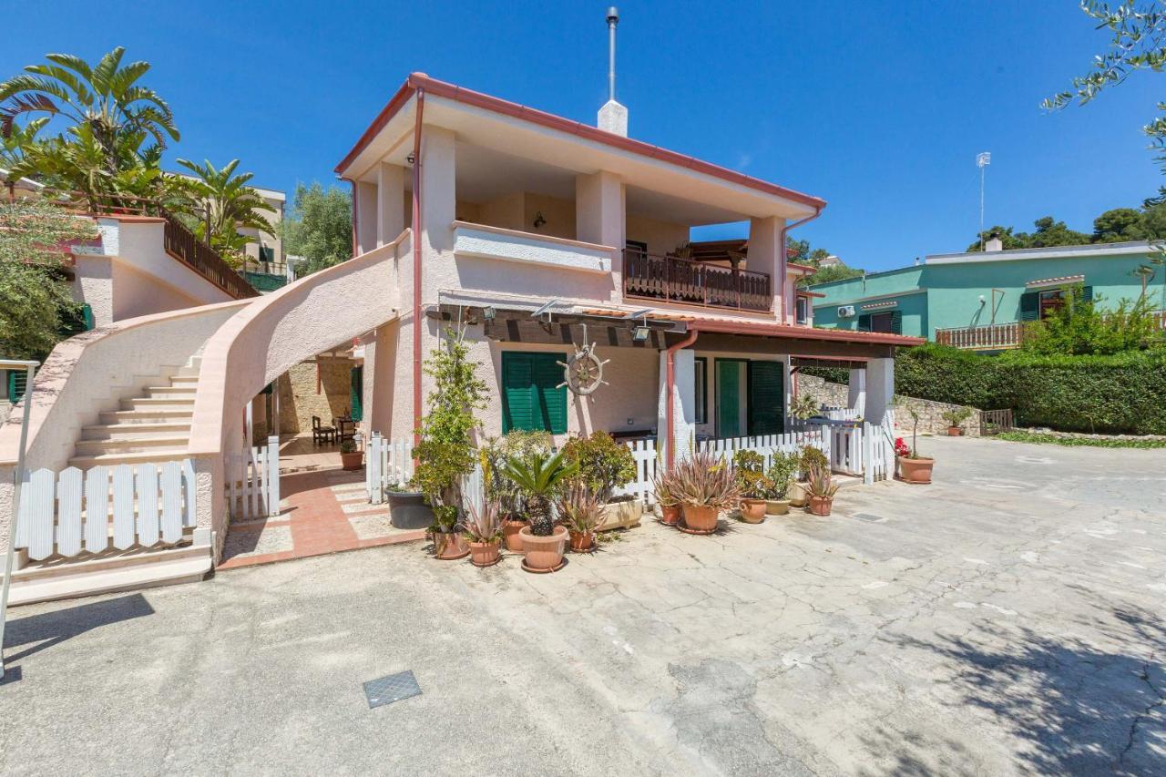 Apartament Il Bacio Del Sole By Barbarhouse Vieste Zewnętrze zdjęcie